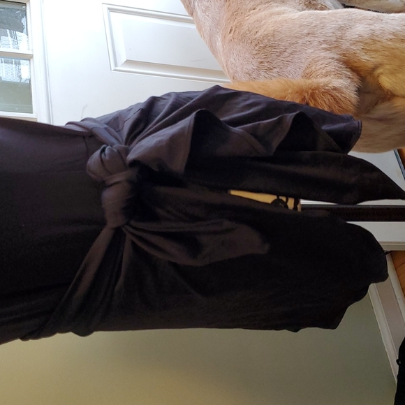 COCO REEF ▪︎ Contours Empress Sarong Chic Swim Skirt One Piece, Black - Picture 4 of 9